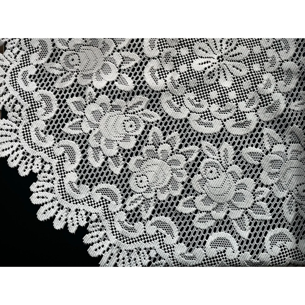 Lace table cloth / covering, 36”